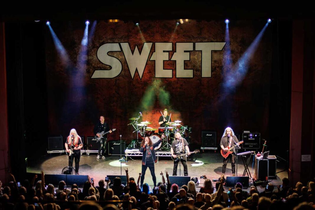 Crowd at a The Sweet show
